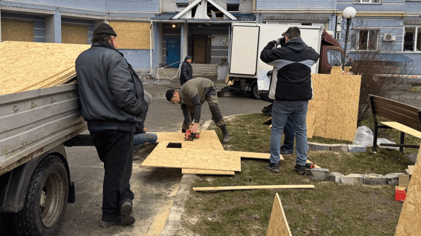 Восстановление Глевахи после удара России — фоторепортаж.