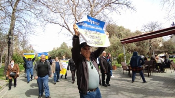 Азербайджанська партія демократії і благоденства вийшла на протести