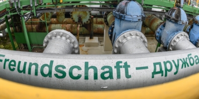 Белоруссия ограничила прокачку нефти через Польшу